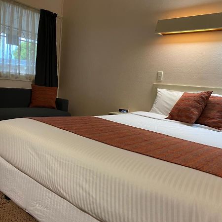 Ben Hall Motor Inn Forbes Dış mekan fotoğraf
