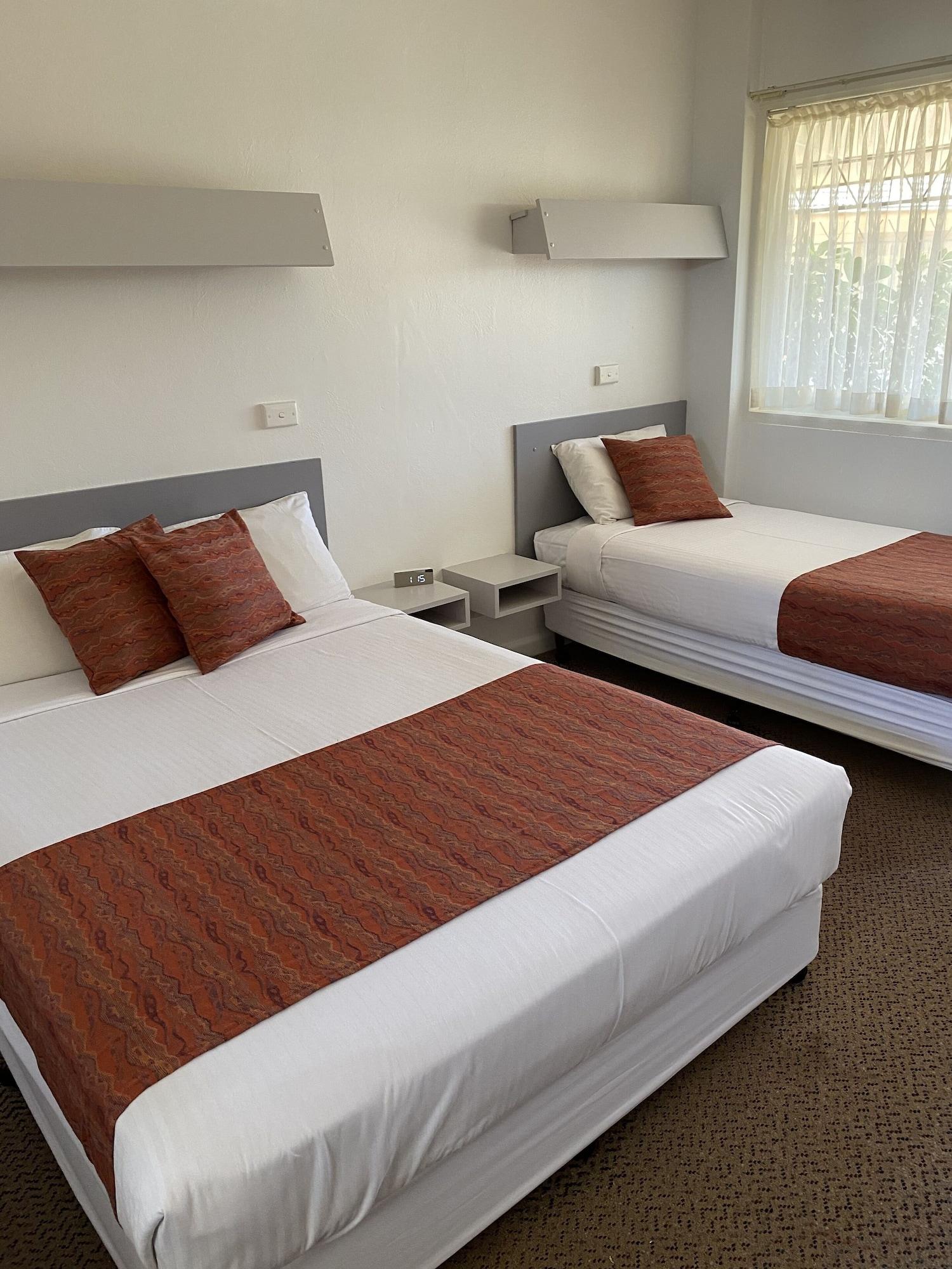 Ben Hall Motor Inn Forbes Dış mekan fotoğraf