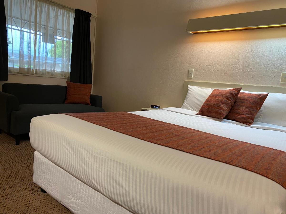 Ben Hall Motor Inn Forbes Dış mekan fotoğraf