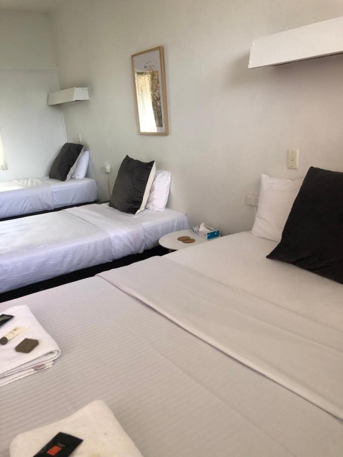 Ben Hall Motor Inn Forbes Dış mekan fotoğraf