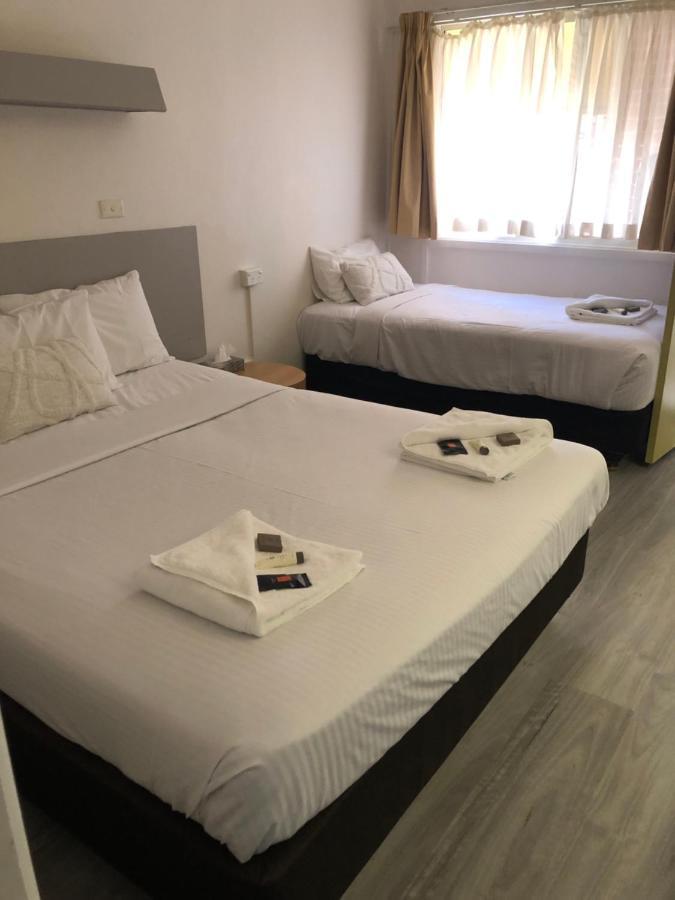 Ben Hall Motor Inn Forbes Dış mekan fotoğraf